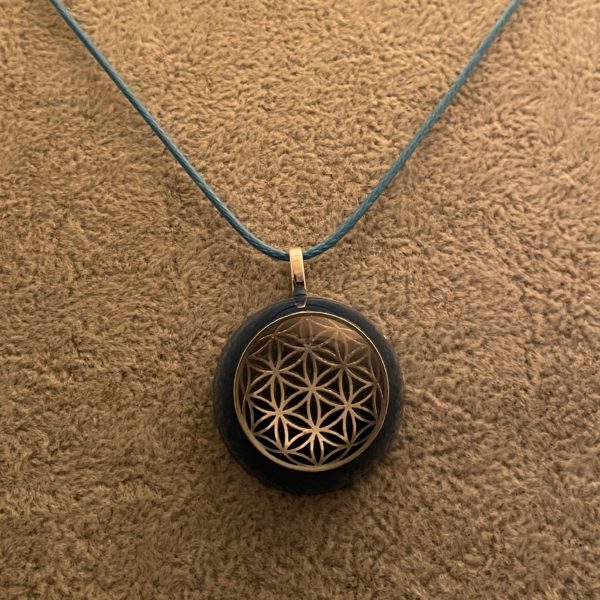 Pendentif fleur de vie turquoise