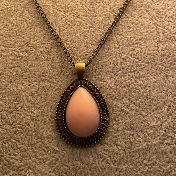 Pendentif goutte rose