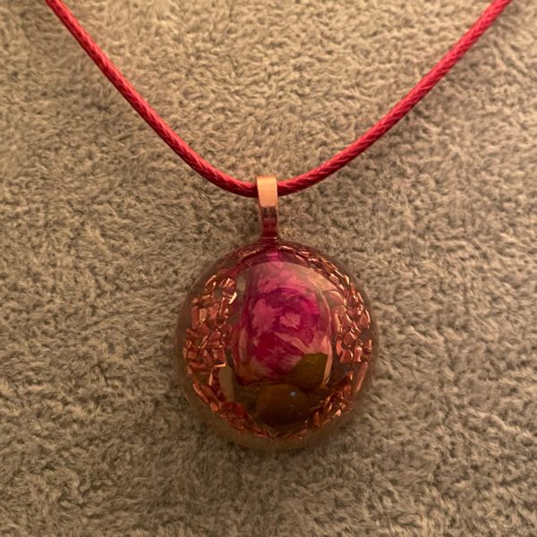 Pendentif bouton de rose