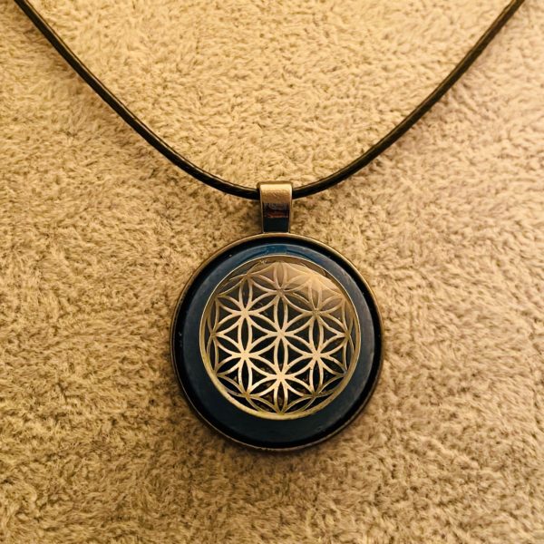 Pendentif fleur de vie - bleu