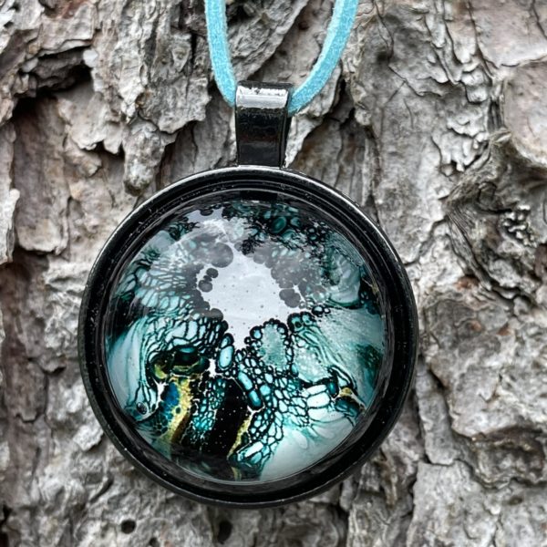 Pendentif bleu-vert